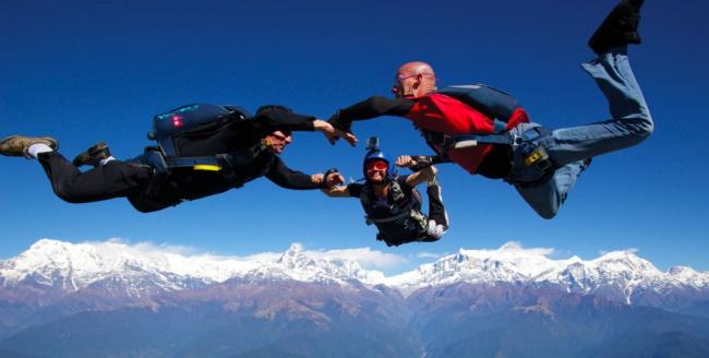 Explore Skydiving